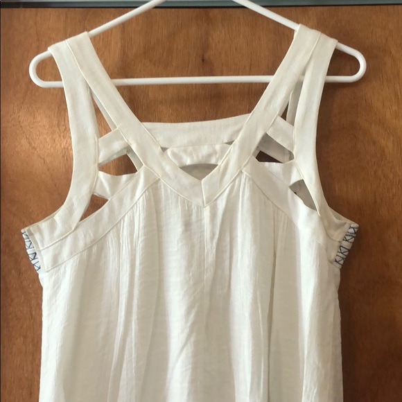 Casual White Summer Sundress - Picture 3 of 3